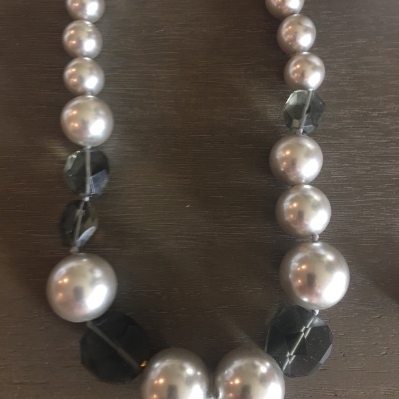 AnnTaylor Jewelry Set - Picture 3 of 5